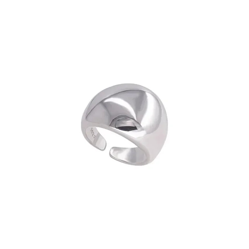 Bague femme Amphitrite en acier inoxydable argenté, bijou ajustable et minimaliste, parfait pour sublimer