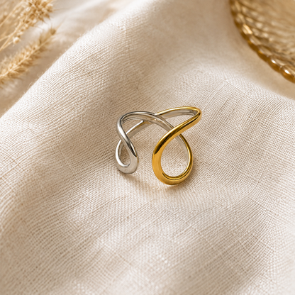 Bague Courbe Élégante