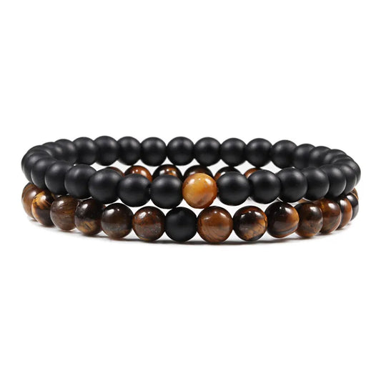 Duo de bracelets Élégance en pierre naturelle marron et noire, symbole de force et d’équilibre.