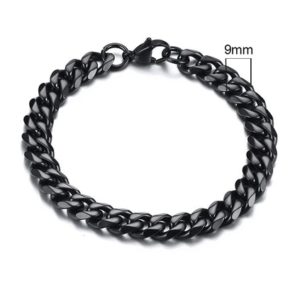 Bracelet homme Titan en acier inoxydable noir, bijou minimaliste et audacieux avec une maille gourmette de 9 mm.