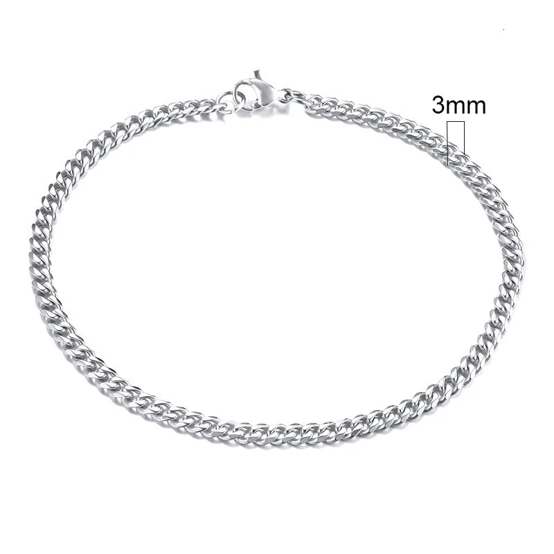 Bracelet homme Hypérion en acier inoxydable argenté, accessoire intemporel et élégant pour un look moderne.