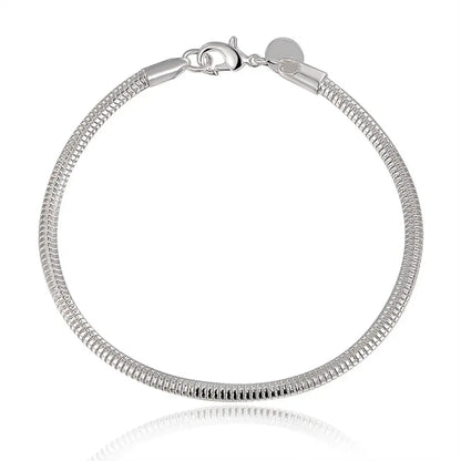 Bracelet femme Éclat Éternel argenté, disponible en 19 cm et 20 cm pour un ajustement parfait.